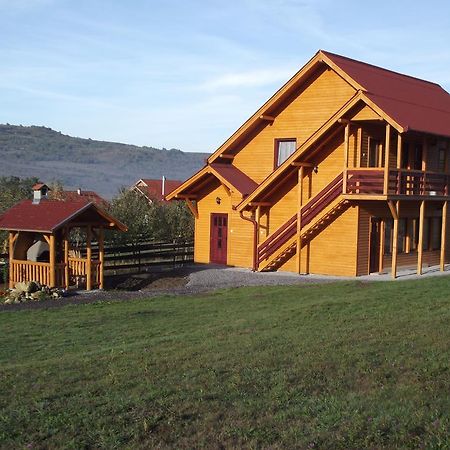 Korondi Kulcsosházak Habitación foto