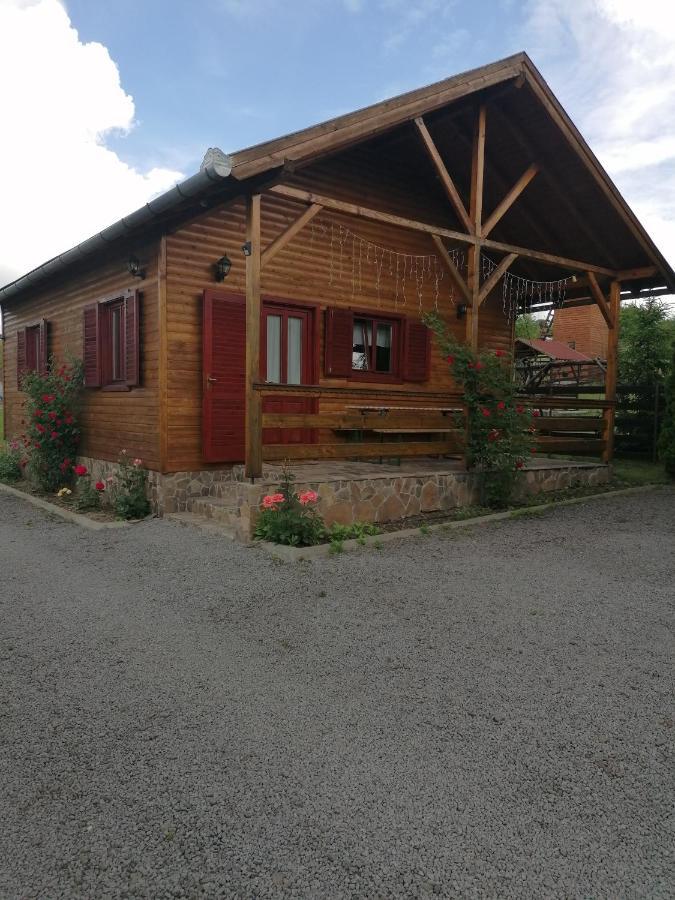 Korondi Kulcsosházak Exterior foto